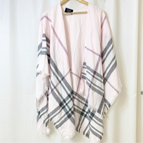 V. FRAAS Pink Plaid Poncho Shawl Made In Germany - Picture 1 of 4
